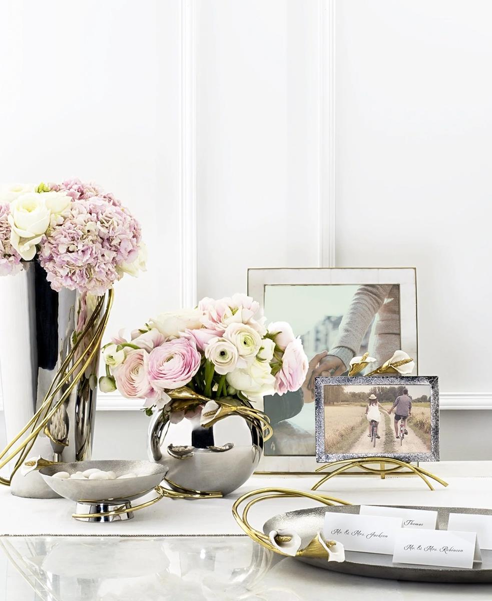 Calla Lily Oval Tepsi