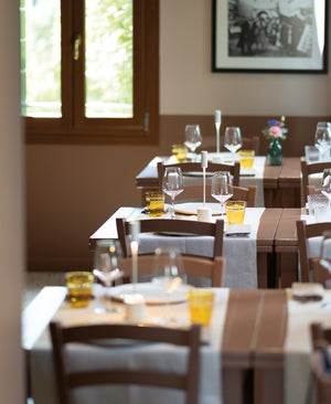 Carolina Şarjlı Masa Lambası - Beyaz