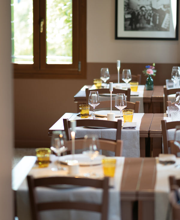 Carolina Şarjlı Masa Lambası - Beyaz