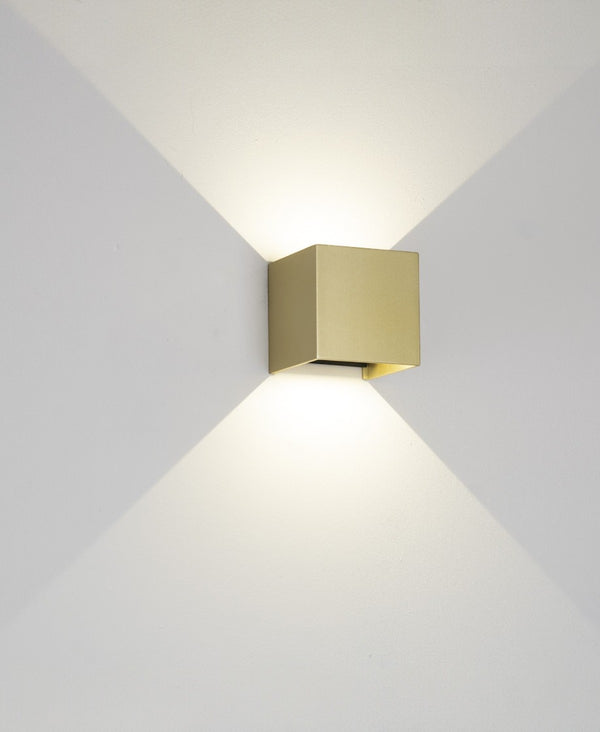 Davos 10x10 Gold Sconce
