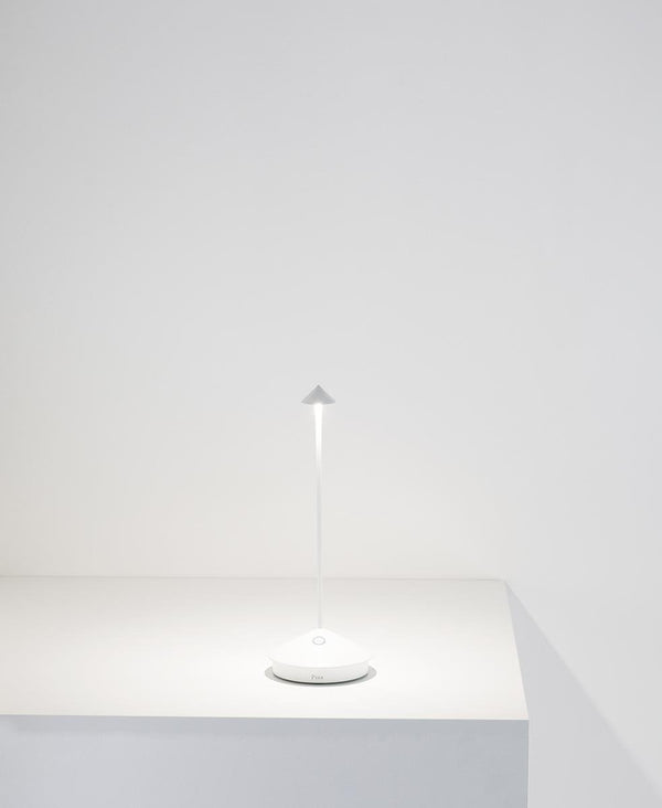 Pina Pro Şarjlı Masa Lambası - Beyaz