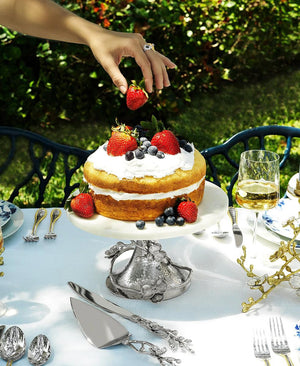 White Orchid Kek Standı